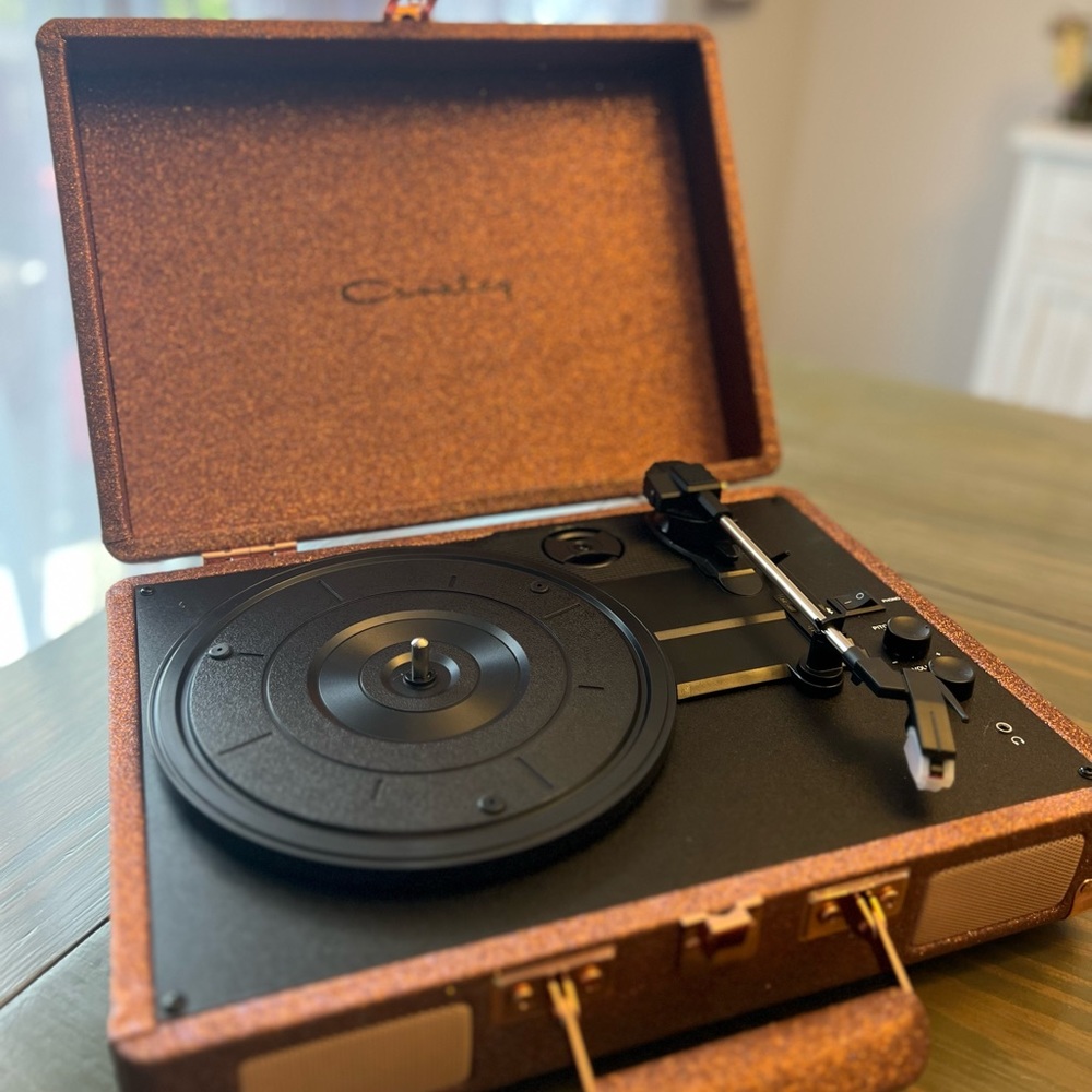 Crosley Urban Outfitters Exclusive Glitter Cruiser Record Player